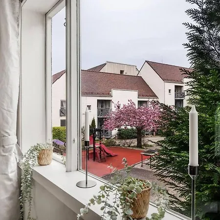 Holiday home Dinbnb Homes I 4-bedroom Historical House In Romantic Surroundings *