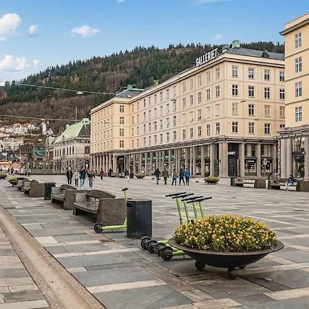 Dinbnb Homes I 4-bedroom Historical House In Romantic Surroundings * Bergen