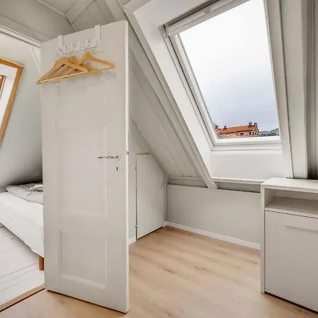 Dinbnb Homes I 4-bedroom Historical House In Romantic Surroundings Casa vacanze
